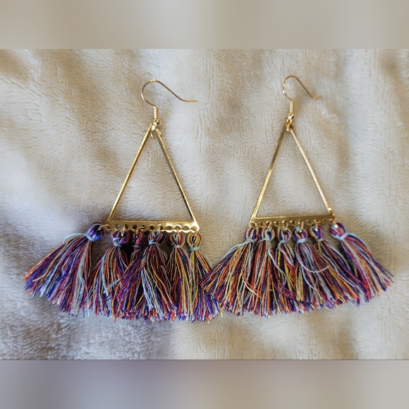NWOT Tassle Dangle Rainbow Earrings - Picture 5 of 5